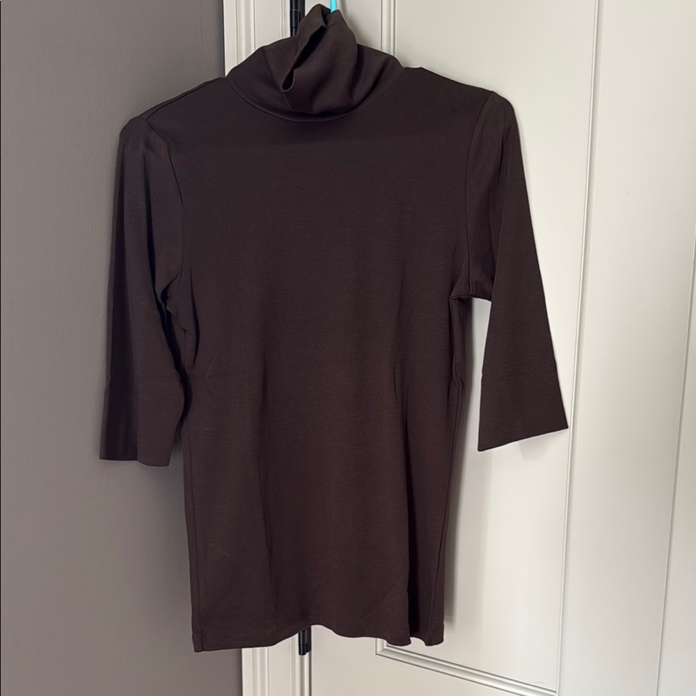 NWT Elliott Lauren Brown Short Sleeve Turtleneck